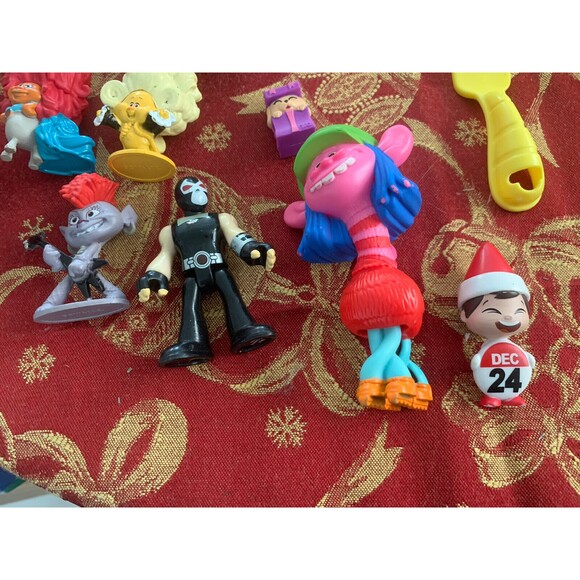 Lot Bundle of Vintage Mini Toys McDonalds Fingerlings Dreamworks Trolls Disney - Picture 4 of 16